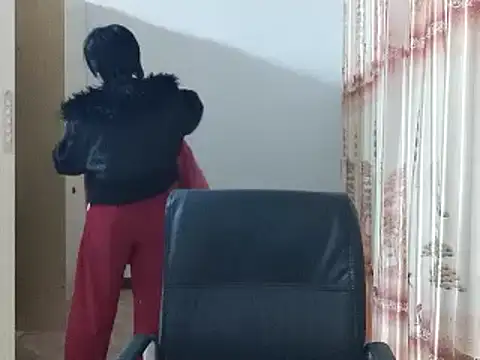 Snapshot of Nikishine chatting on February 1, 11:41 am Nikishine online show from February 1, 11:41 am