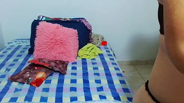 daniela pra online show from April 10, 2:29 am