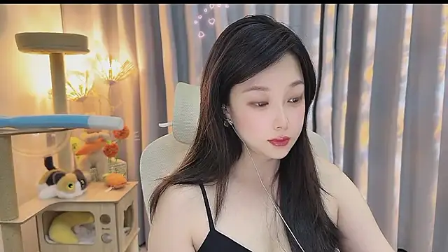 Yumi yuni online show from June 1, 1:22 pm