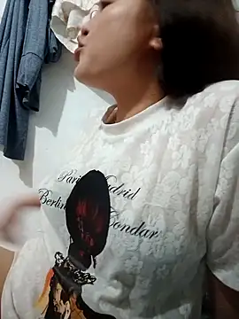 sushi-asa online show from April 17, 1:58 pm