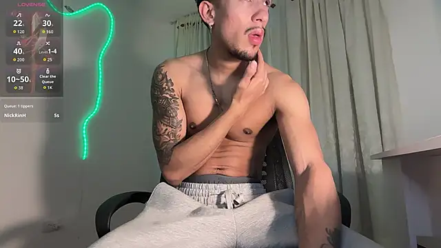 rafael stone11 online show from April 1, 3:52 am