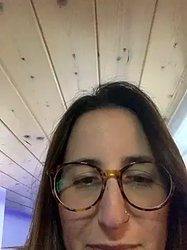 Maya Brooke online show from April 13, 8:02 pm