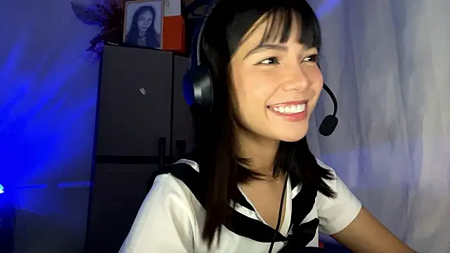 ConstancePorrini online show from February 11, 7:41 am