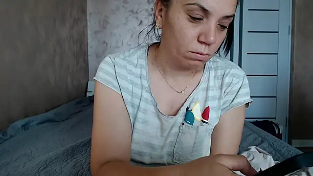 Snapshot of LorraGrey chatting on July 10, 4:01 am LorraGrey online show from July 10, 4:01 am