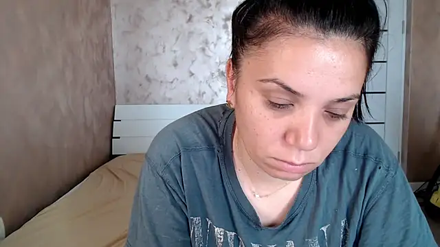 Snapshot of LorraGrey chatting on June 17, 3:17 am LorraGrey online show from June 17, 3:17 am