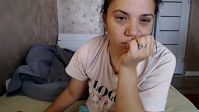 Snapshot of LorraGrey chatting on July 15, 3:24 am LorraGrey online show from July 15, 3:24 am
