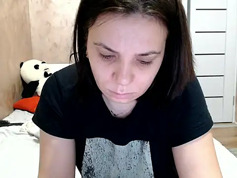 LorraGrey online show from February 9, 4:32 am