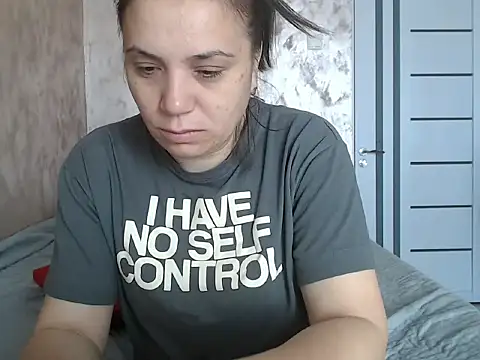 LorraGrey online show from May 15, 5:49 am