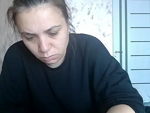 LorraGrey online show from May 18, 6:18 am