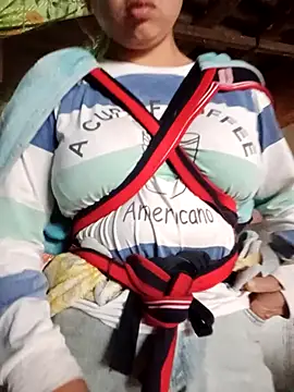 Jyllyy online show from February 18, 3:15 am