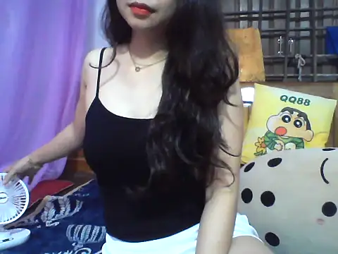 NinaKey online show from March 25, 8:35 am