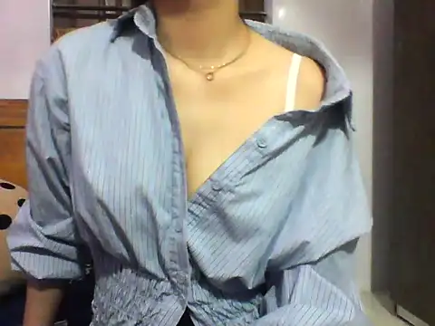 NinaKey online show from March 28, 8:37 am