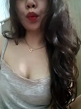 NinaKey online show from March 4, 7:49 am