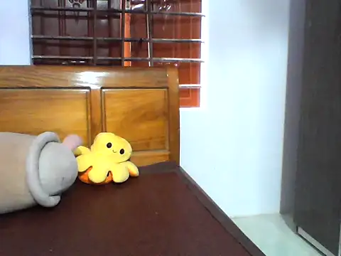 NinaKey online show from April 17, 1:41 am