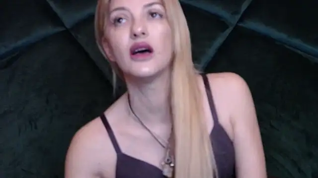 LannaQuinn online show from March 23, 3:50 am