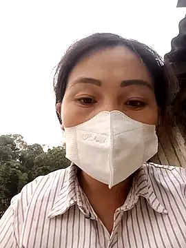 hot-luna- online show from March 29, 11:01 am