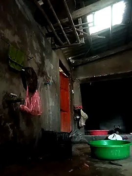 hot-luna- online show from April 11, 7:38 am