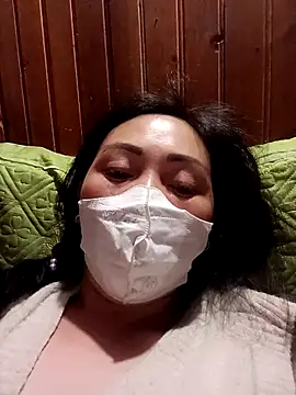 hot-luna- online show from April 1, 7:44 pm