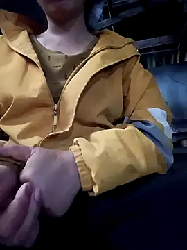 hot-luna- online show from May 2, 3:45 am