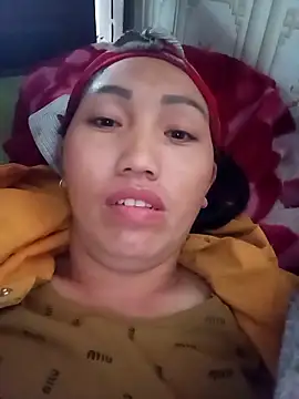 hot-luna- online show from May 3, 10:42 am