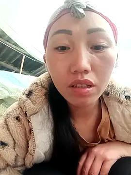 Snapshot of hot-luna- chatting on February 3, 1:27 am hot-luna- online show from February 3, 1:27 am