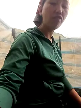 Snapshot of hot-luna- chatting on February 23, 12:56 am hot-luna- online show from February 23, 12:56 am