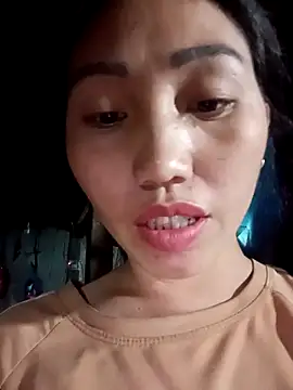 Snapshot of hot-luna- chatting on February 28, 1:11 pm hot-luna- online show from February 28, 1:11 pm