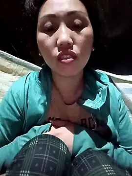 Snapshot of hot-luna- chatting on February 23, 1:01 pm hot-luna- online show from February 23, 1:01 pm