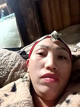 Snapshot of hot-luna- chatting on February 2, 1:21 pm hot-luna- online show from February 2, 1:21 pm