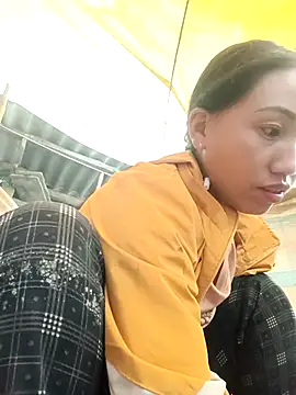 hot-luna- online show from March 17, 12:57 am