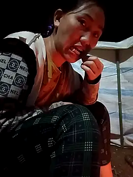 Snapshot of hot-luna- chatting on February 19, 11:40 am hot-luna- online show from February 19, 11:40 am