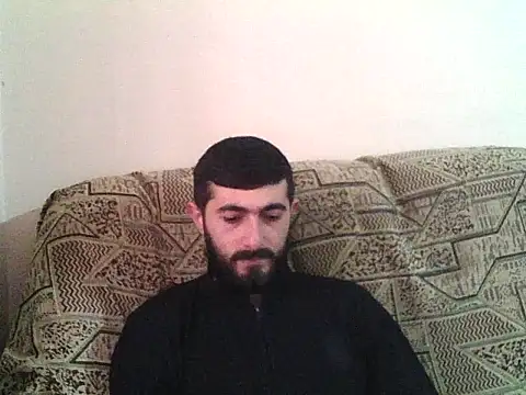 Snapshot of vgrr45534a chatting on March 1, 5:18 am vgrr45534a online show from March 1, 5:18 am