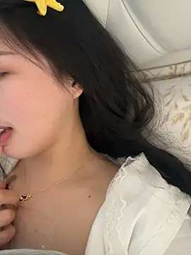 mimi-love13 online show from March 2, 5:08 am