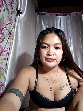 Snapshot of hottie_pilipina16xx chatting on May 12, 2:34 pm hottie pilipina16xx online show from May 12, 2:34 pm
