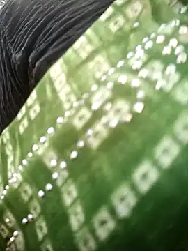 Hotty raghni online show from February 26, 2:33 am