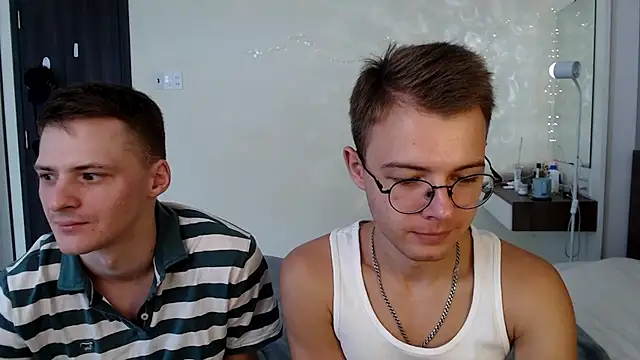 NikiKerryCum online show from June 25, 1:58 am