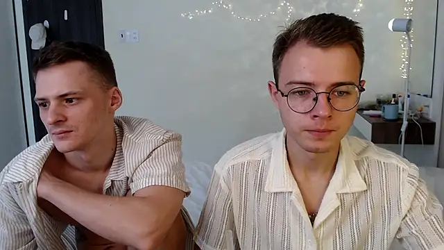 NikiKerryCum online show from June 23, 4:10 am