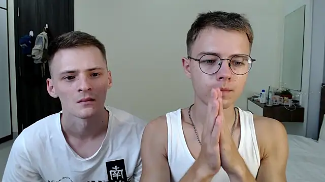 NikiKerryCum online show from April 5, 2:46 pm