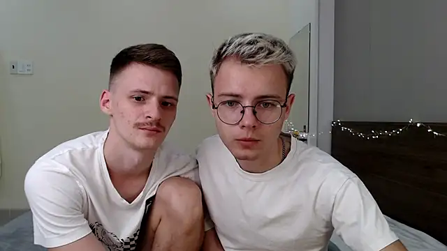 NikiKerryCum online show from February 5, 2:57 pm