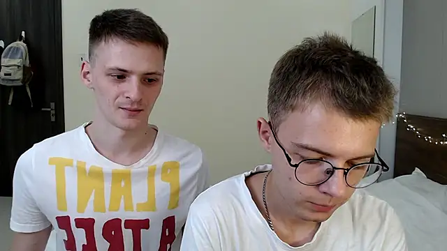 NikiKerryCum online show from April 10, 1:18 pm