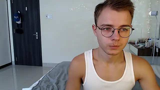 NikiKerryCum online show from June 27, 2:28 am