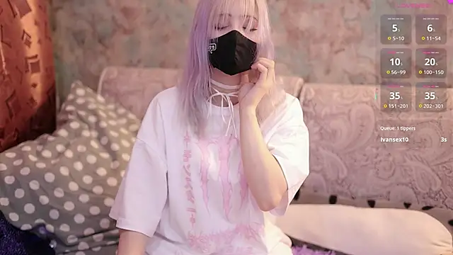 Yunakiss online show from March 13, 9:09 pm