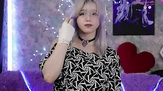 Yunakiss online show from March 31, 9:17 pm