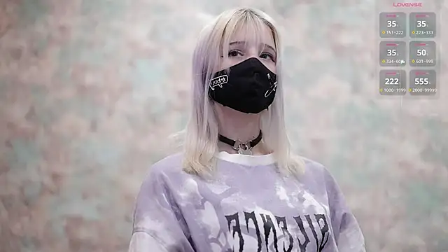 Yunakiss online show from February 24, 7:37 pm