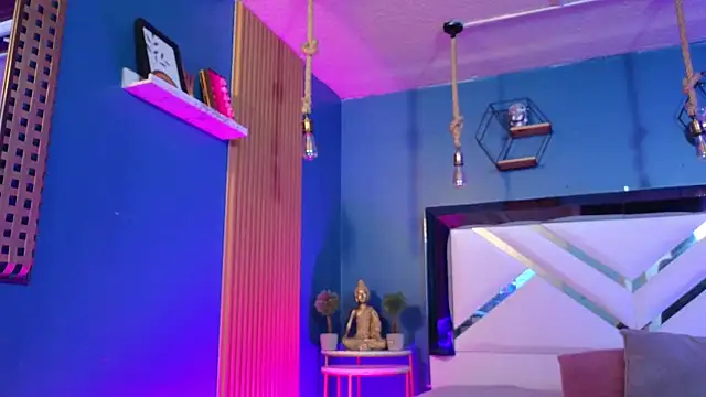 Ladyy brownn online show from April 15, 11:49 am