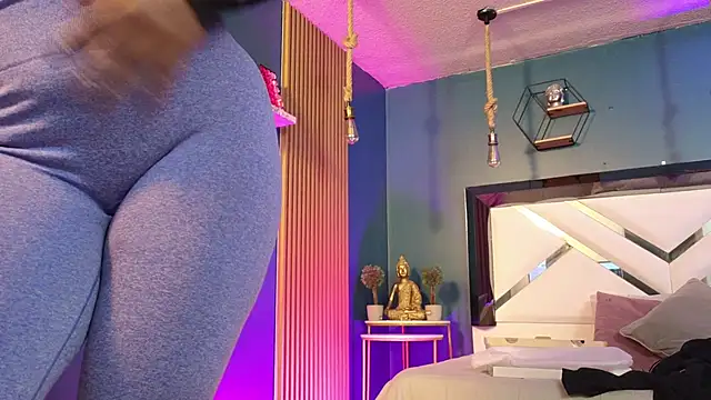 Ladyy brownn online show from May 4, 11:02 am