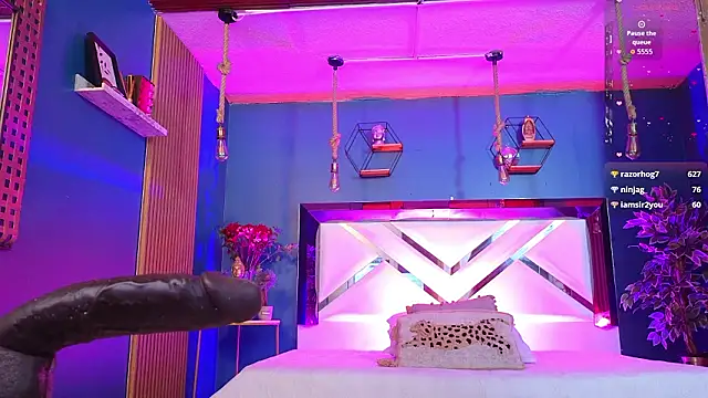 Ladyy brownn online show from March 7, 11:38 am