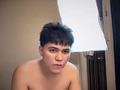 LustTitanX online show from February 11, 3:34 pm