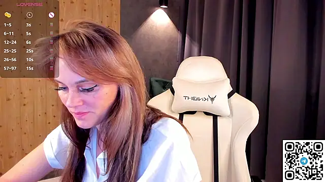 agatha roose online show from March 23, 4:12 am