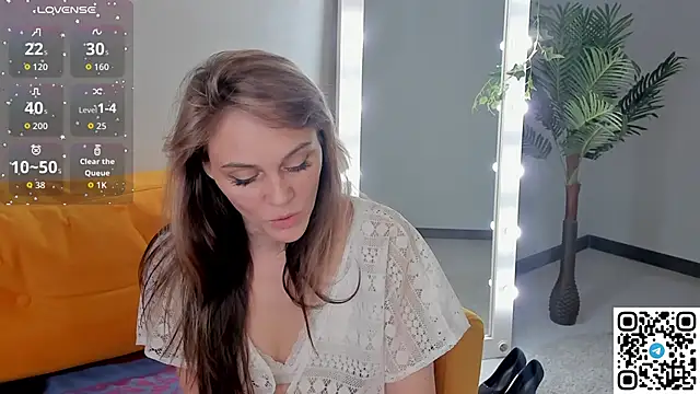 agatha roose online show from March 13, 4:06 am